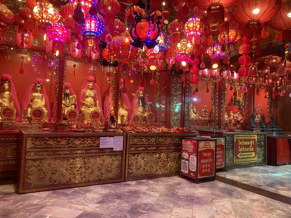 After getting the equipment, perform the fortune-cleansing ritual here by brushing the equipment outward from your body starting from the head to the feet and leave the equipment in this area.