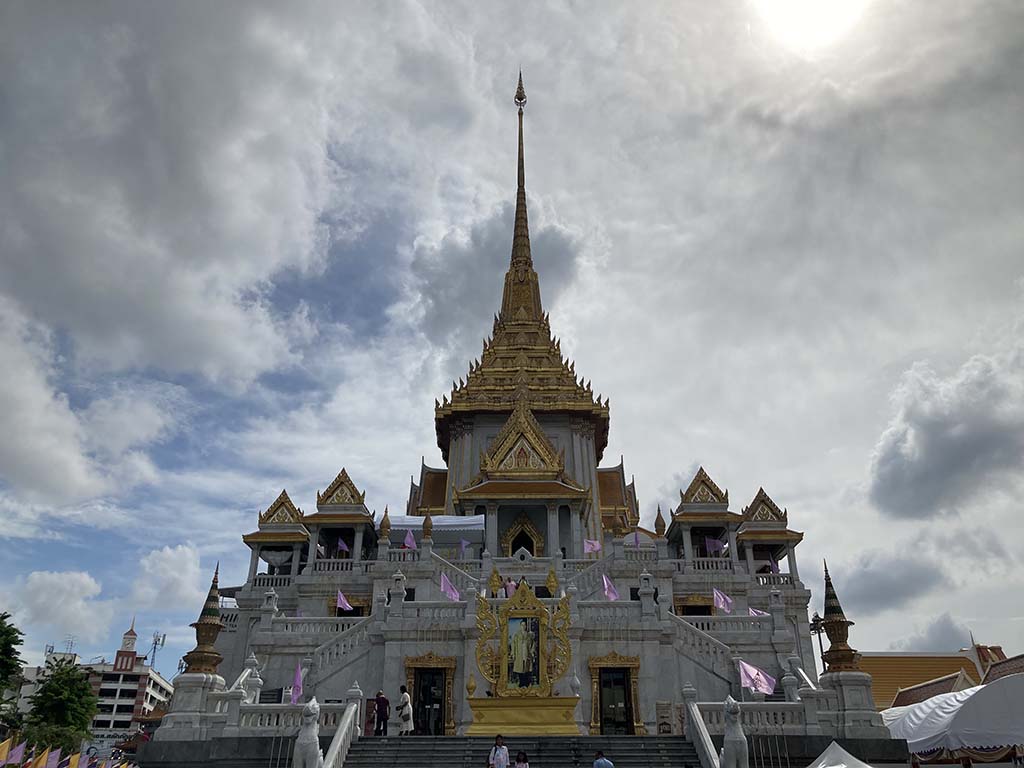 Phra Maha Mondop Chalerm Phrakiat