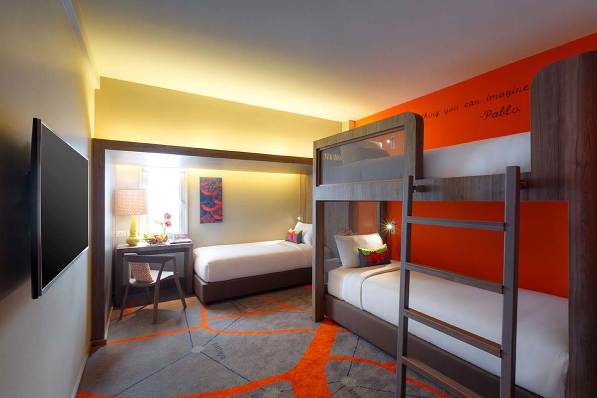Triple room at Tinidee Trendy Bangkok Khaosan