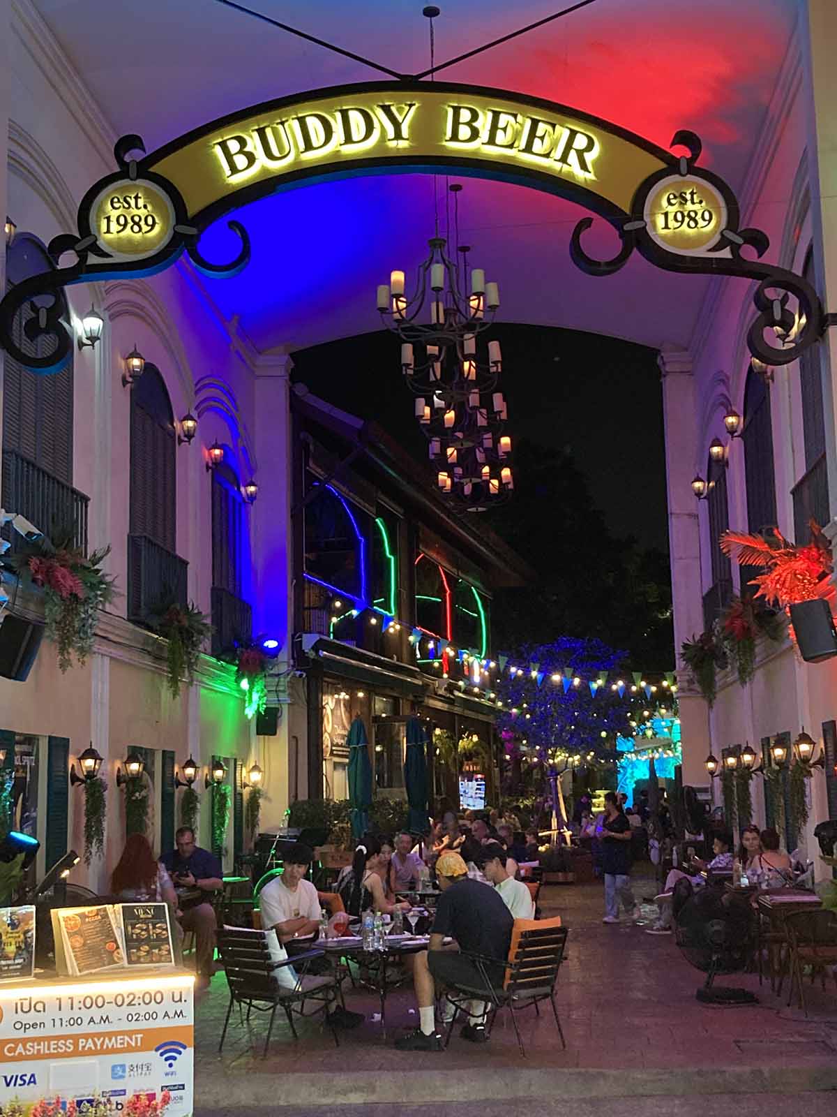 A restaurant at Khaosan street during the night.
