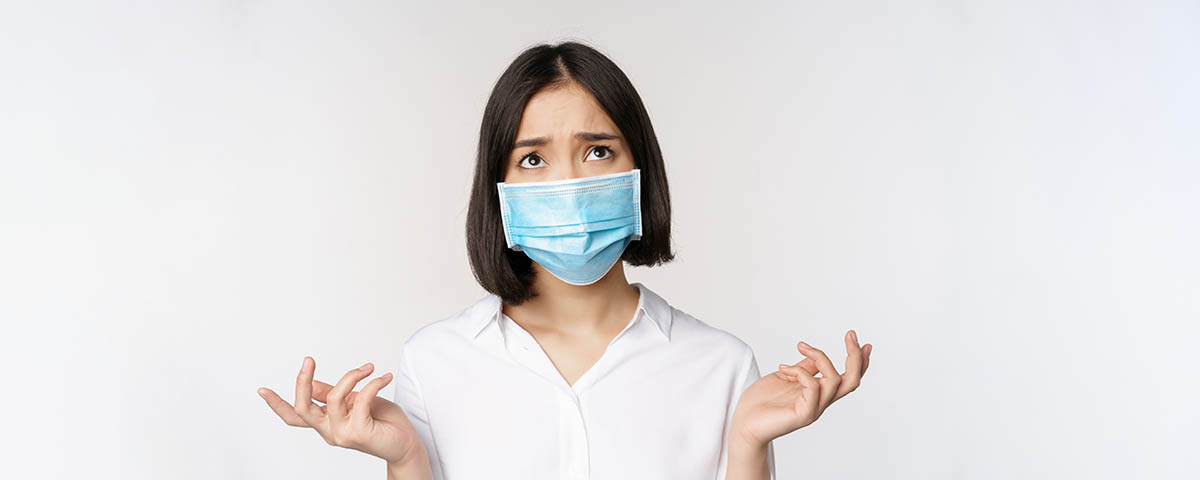 woman-in-face-mask