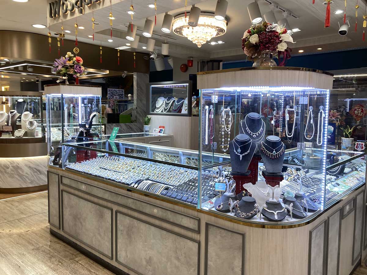 A Jewelry shop at some floor I could not remember, MBK center