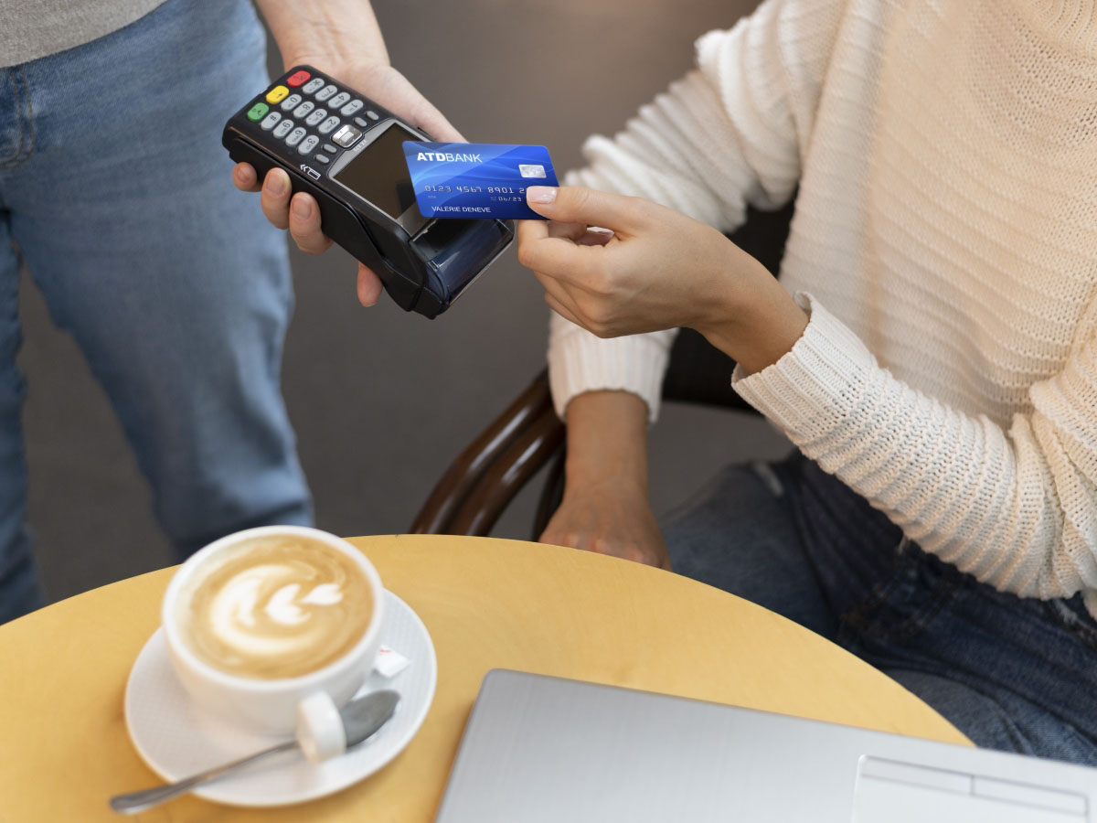 person-paying-with-its-credit-cardr