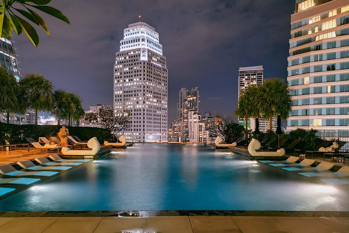 Large swimming pool at Grande Centre Point Hotel, Terminal 21