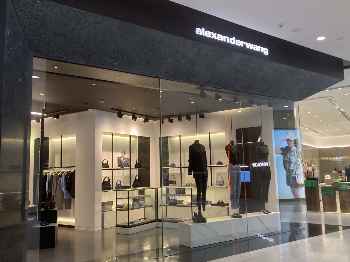 Alexander Wang shop, EmQuartier.