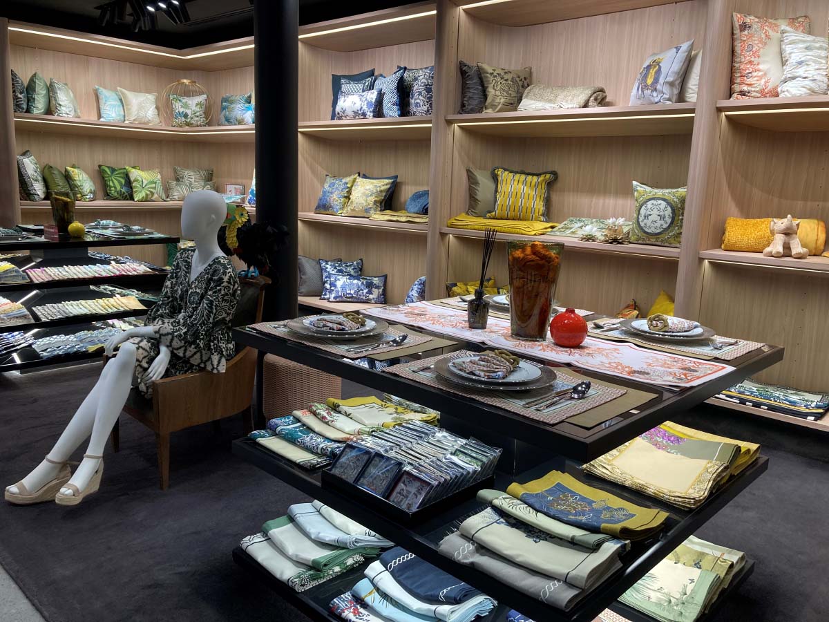 Products at Jim Thompson shop.