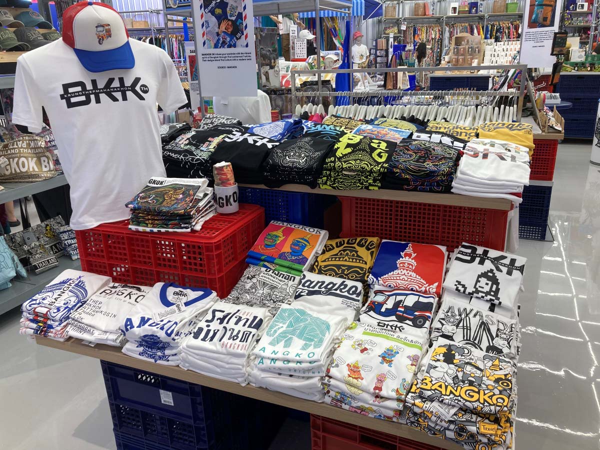 You can only find these kinds of T-shirts at THAI THAI shop, EmSphere.