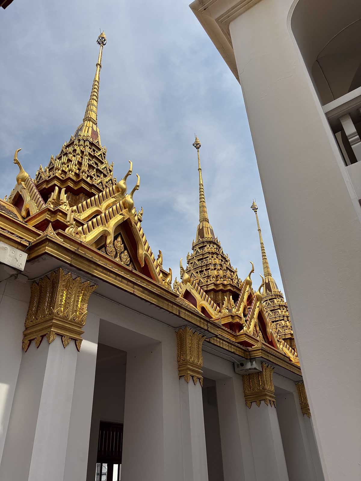 The roof from inside Loha Prasat