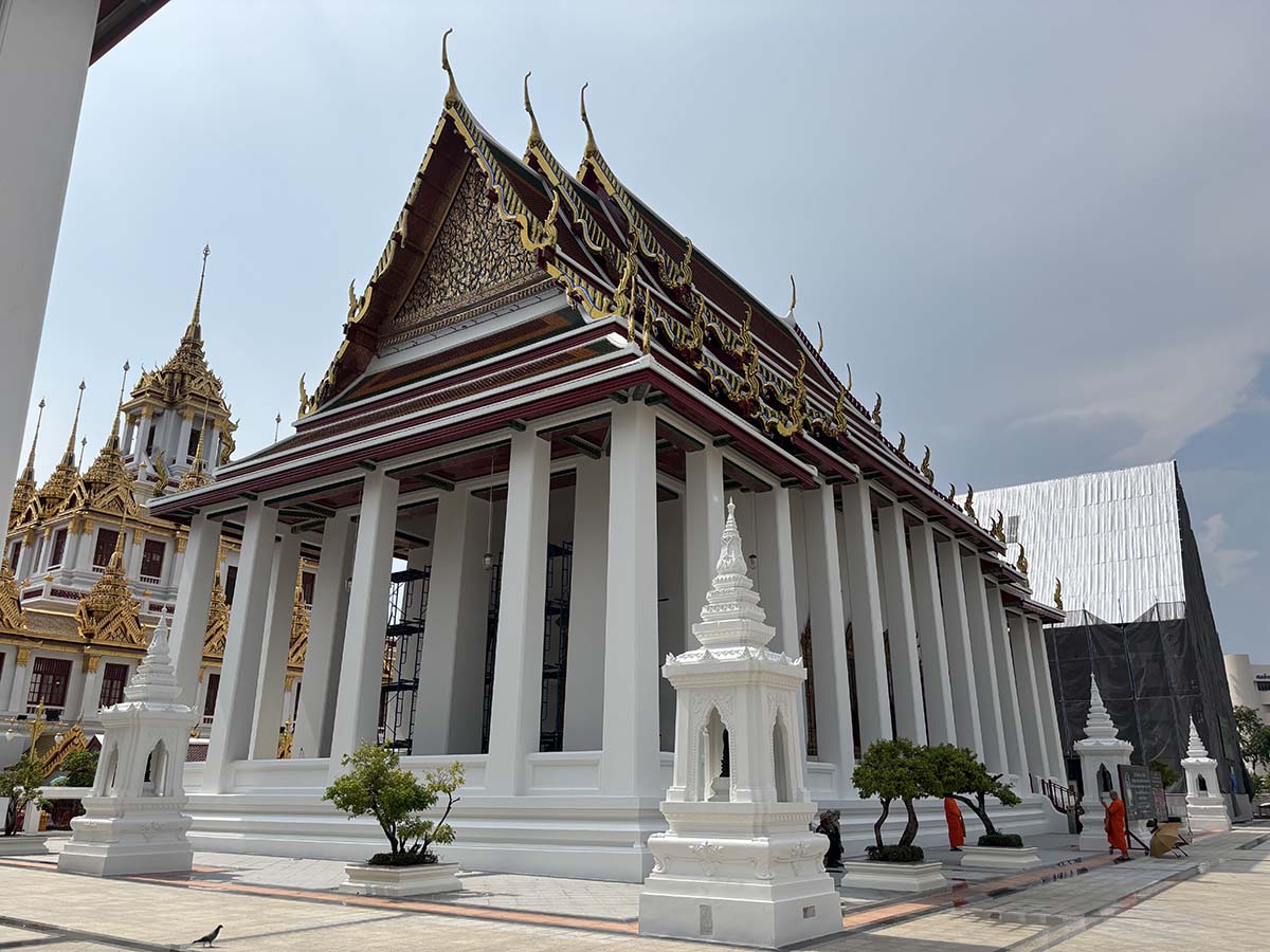 Ubosot of Wat Ratchanatda