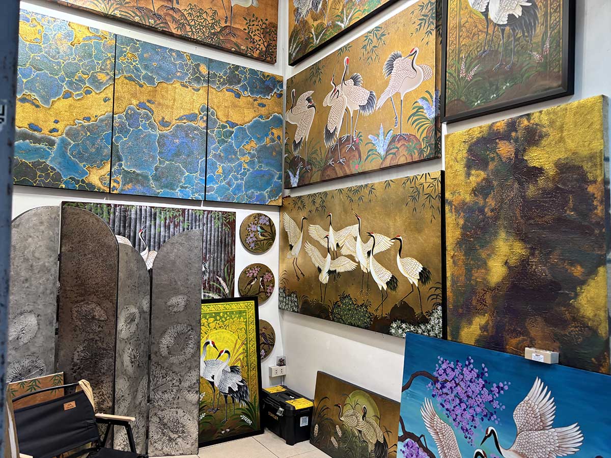 An art gallery inside Chatuchak Weekend Market.