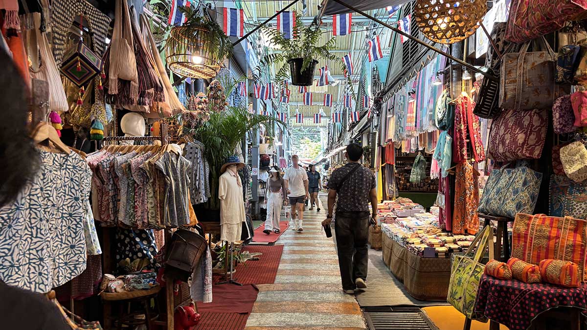 Inside some alleys, it is filled with shops and great design.